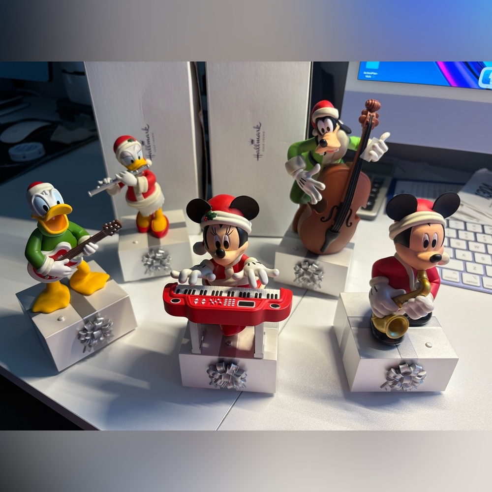 Disney Wireless Band - Musical Figurine Collection